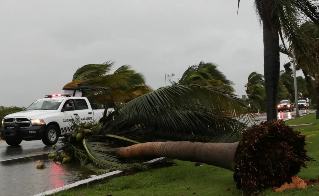 Mexico se prepara para sufrir los efectos del huracán Delta El Correo